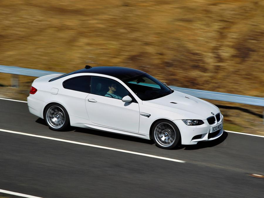  BMW M3 Coupe Competition Package 2010 года  (UK) (фото 6 из 11)